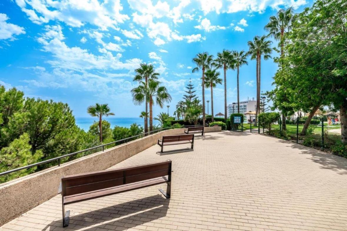 Apartamento Para 6 Con Wifi, Ac, Piscina Y Parking Gratis Benalmádena Esterno foto