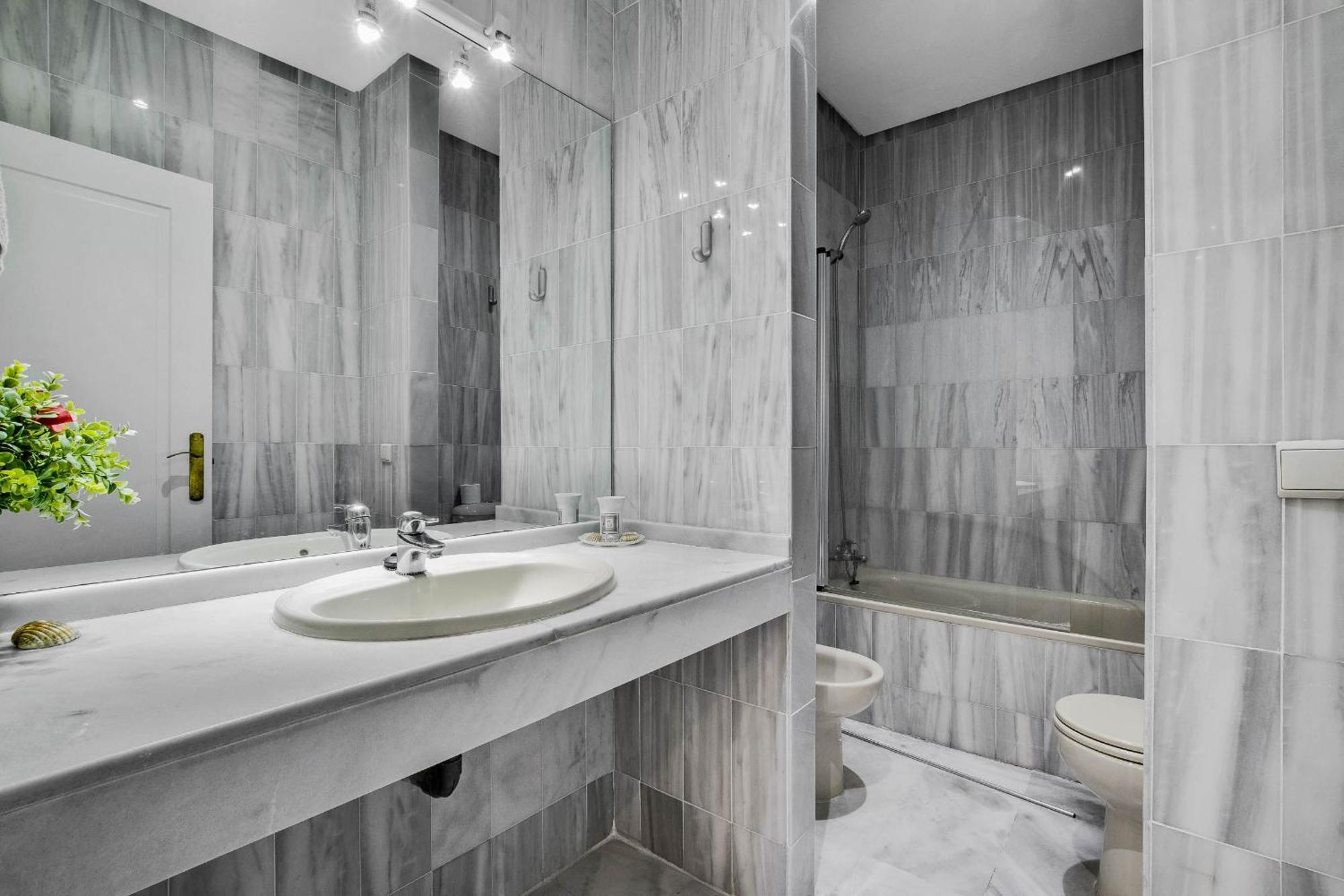 Apartamento Para 6 Con Wifi, Ac, Piscina Y Parking Gratis Benalmádena Esterno foto