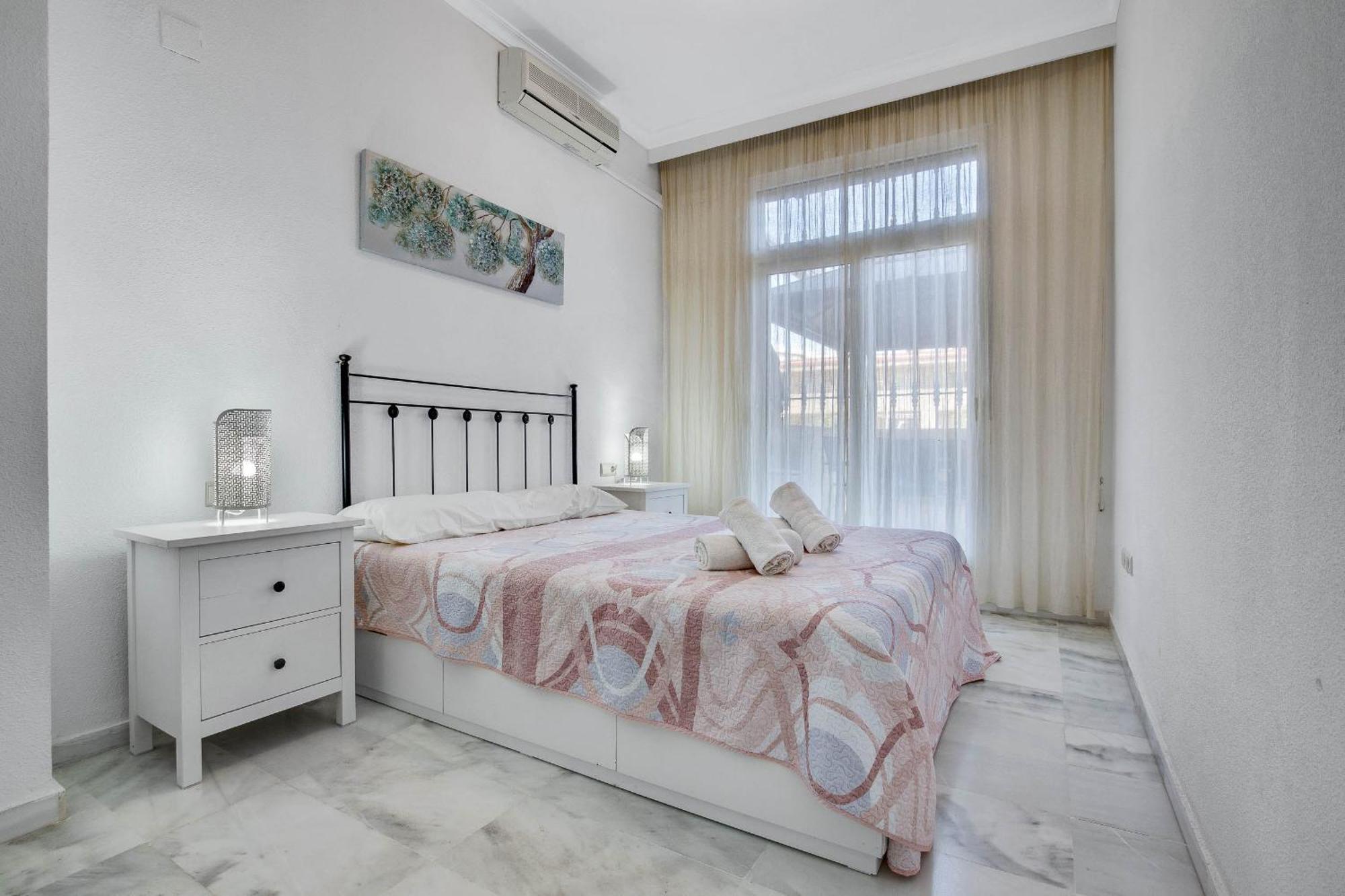 Apartamento Para 6 Con Wifi, Ac, Piscina Y Parking Gratis Benalmádena Esterno foto