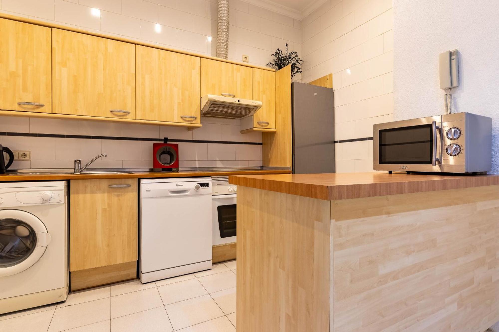 Apartamento Para 6 Con Wifi, Ac, Piscina Y Parking Gratis Benalmádena Esterno foto